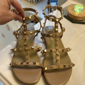 Designer inspired rockstud ankle strap sandals. 8/39